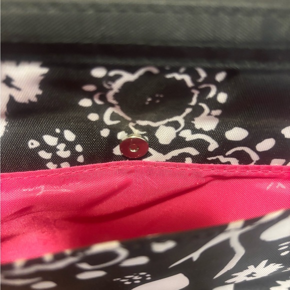 Thirty-One Floral Black and White Cosmetic Bag - Picture 3 of 6